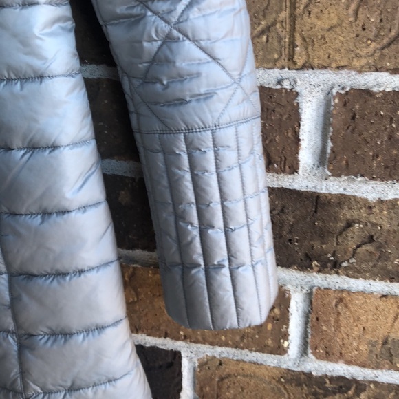 Patagonia Radalie Insulated Parka - Size Small - Silver - Picture 6 of 9